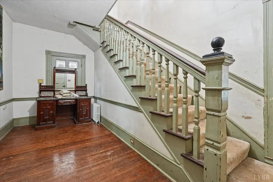 106 Leftwich Street, Gretna, VA 24557 - #2
