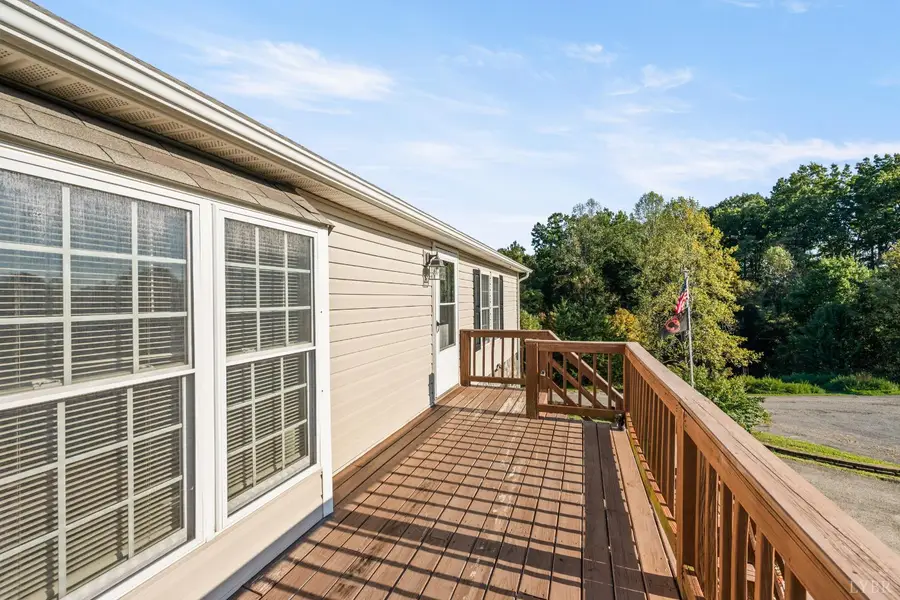 1019 Park Mountain Terrace, Huddleston, VA 24104 - #3