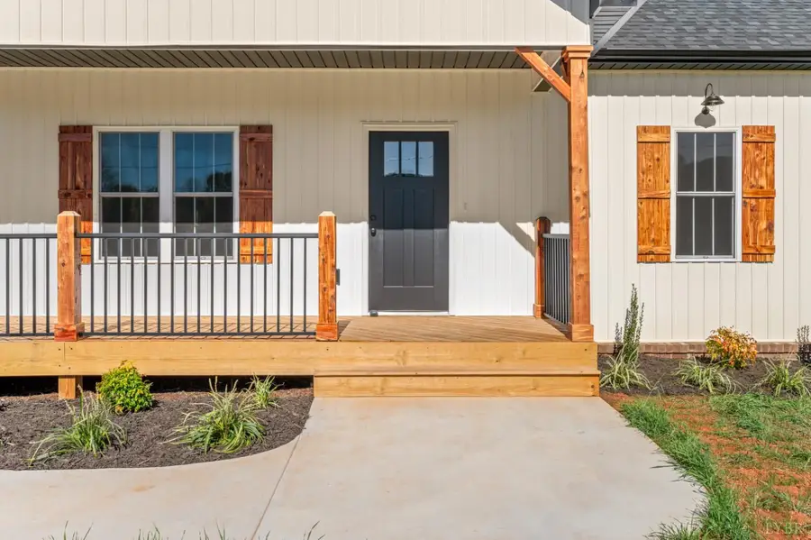 6088 SE Village Hwy, Lynchburg, VA 24504 - #2