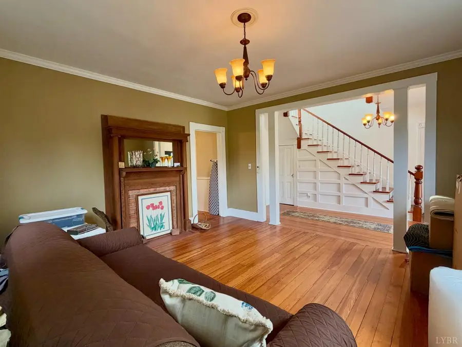 524 Longwood Avenue, Bedford, VA 24523 - #3