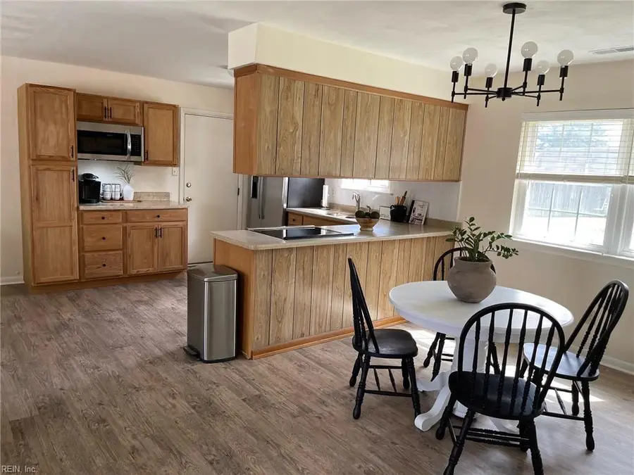 3404 Newport Drive, Chesapeake, VA 23321 - Image #3