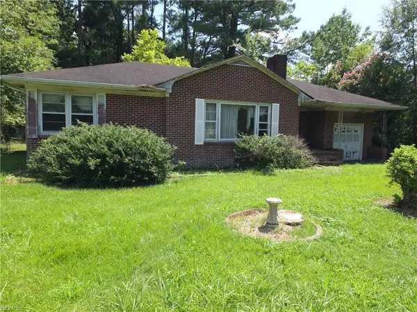 125 E Main Street, Wakefield, VA 23888