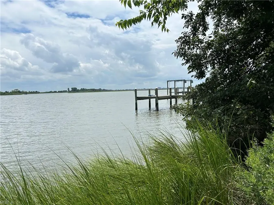 17 Seaview Drive, Hampton, VA 23664 - Image #2