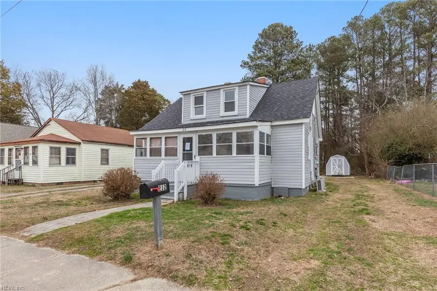 212 Middle Street, Smithfield, VA 23430 - Image #2