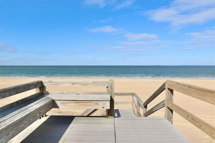 2304 Poseidon Court, Virginia Beach, VA 23451 - Image #3