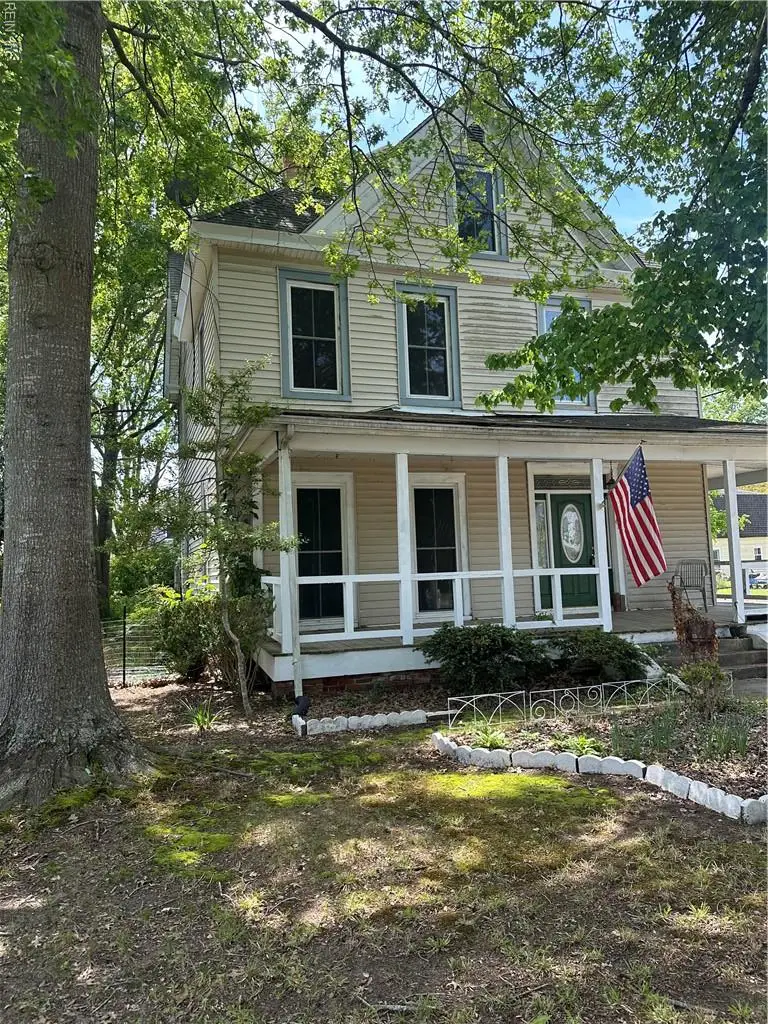 411 Norfleet Street, Franklin, VA 23851 - #1