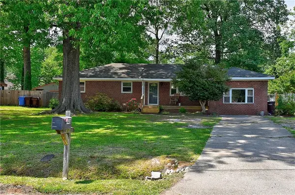 948 Hollywood Drive, Chesapeake, VA 23320