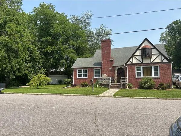 1612 Spratley Street, Portsmouth, VA 23704