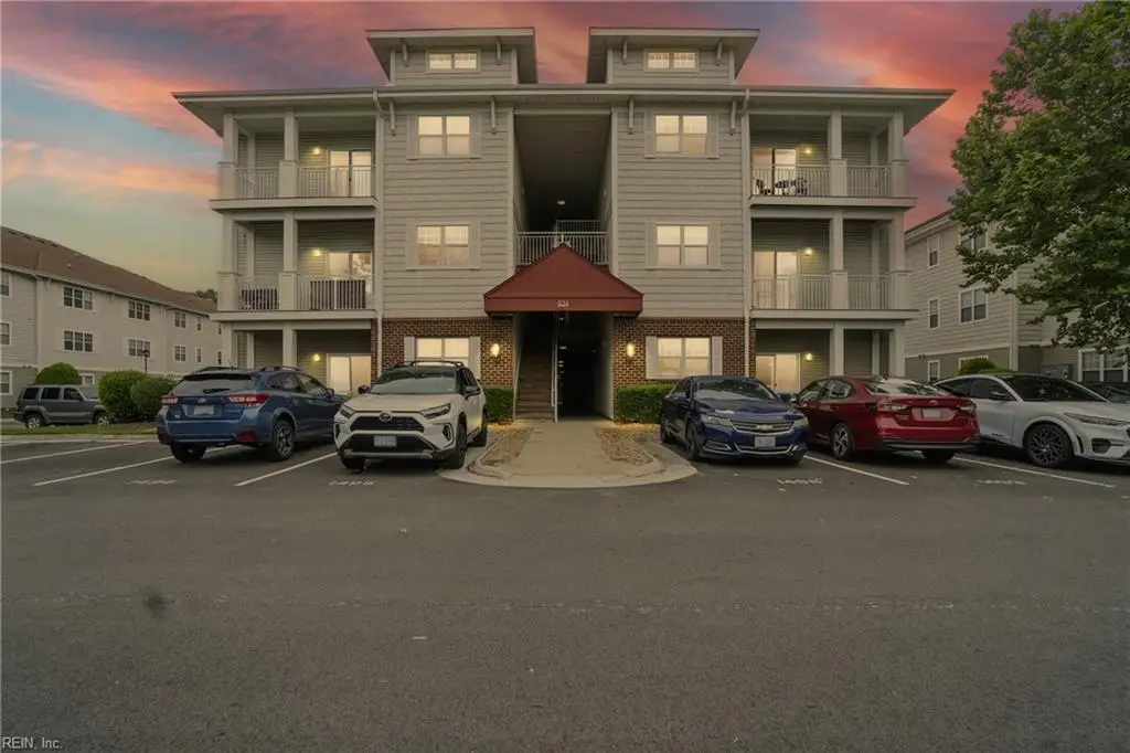 924 Southmoor Drive #204, Virginia Beach, VA 23455 - #1