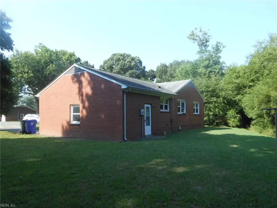 9618 Carver Drive, Newport News, VA 23605 - Image #3