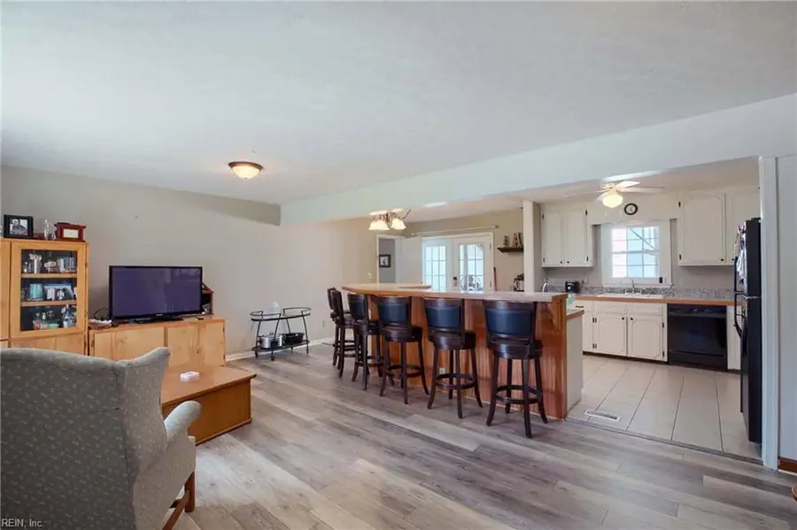 2795 George Wash Memorial Highway, Hayes, VA 23072 - Image #3