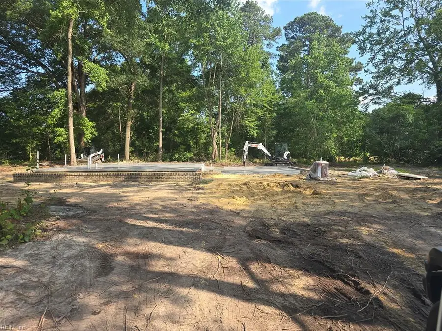 1370 Rountree Crescent, Suffolk, VA 23434 - Image #2