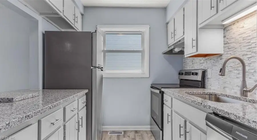 737 W Ocean View Avenue #A, Norfolk, VA 23503 - Image #3