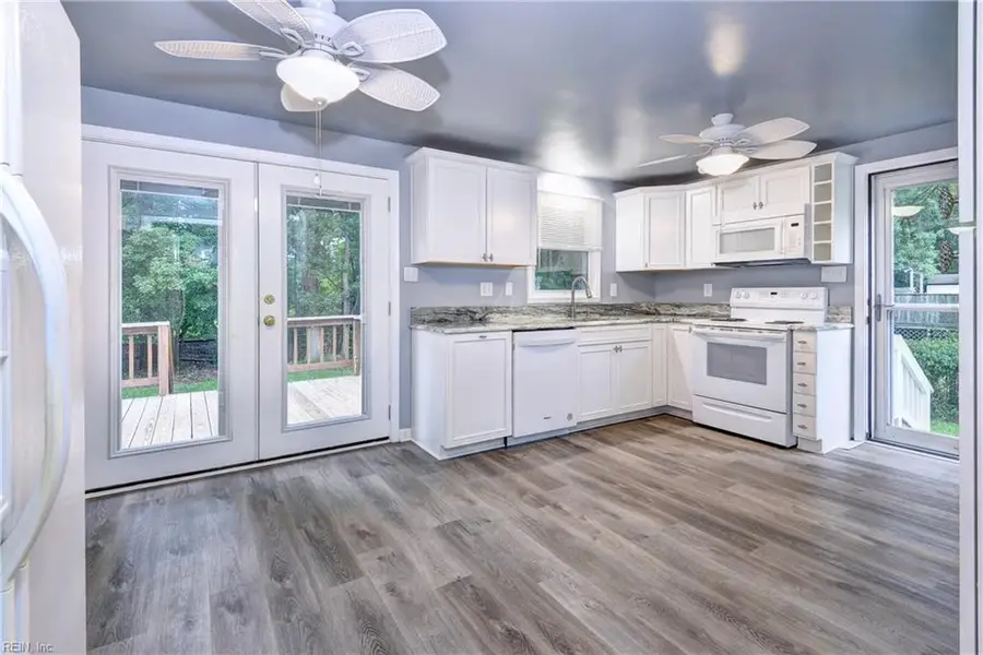 111 Quail Road, Yorktown, VA 23692 - Image #2