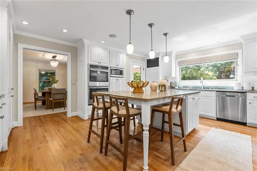 1825 N Alanton Drive, Virginia Beach, VA 23454 - Image #2