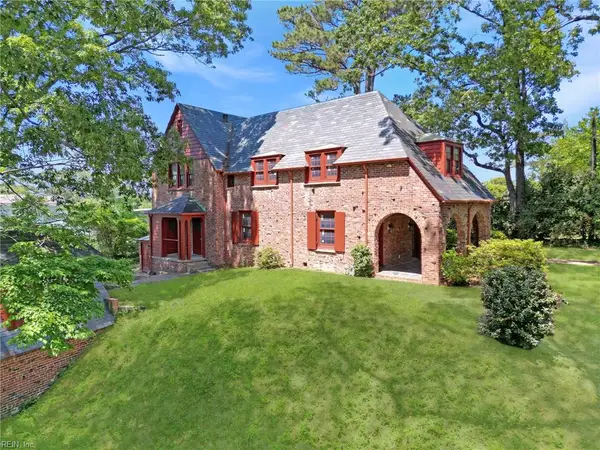 300 Bay Colony Drive, Virginia Beach, VA 23451