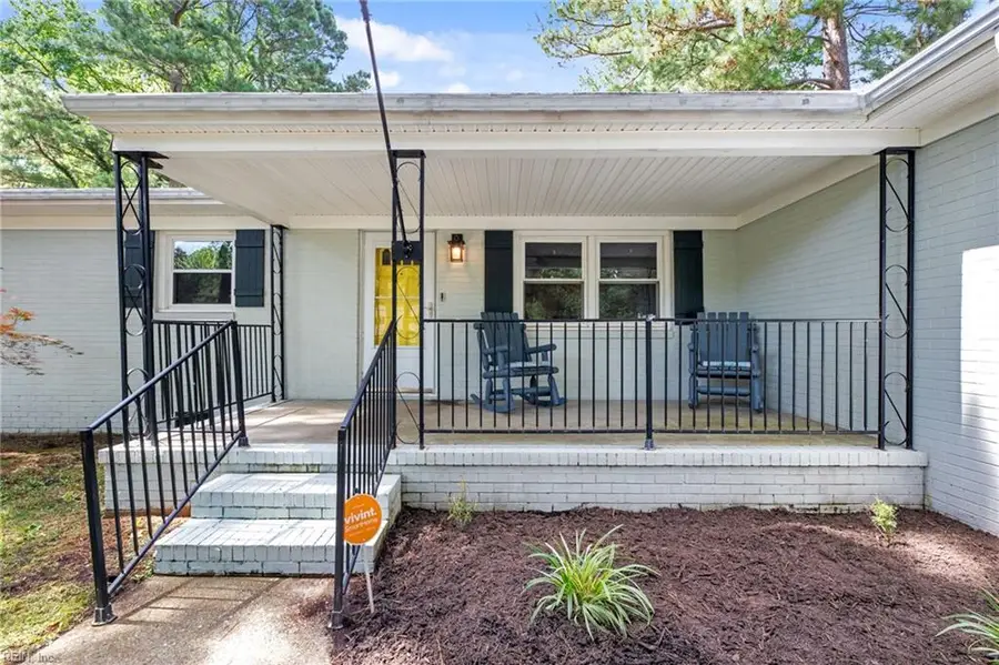 112 Lambs Creek Drive, Yorktown, VA 23693 - Image #2