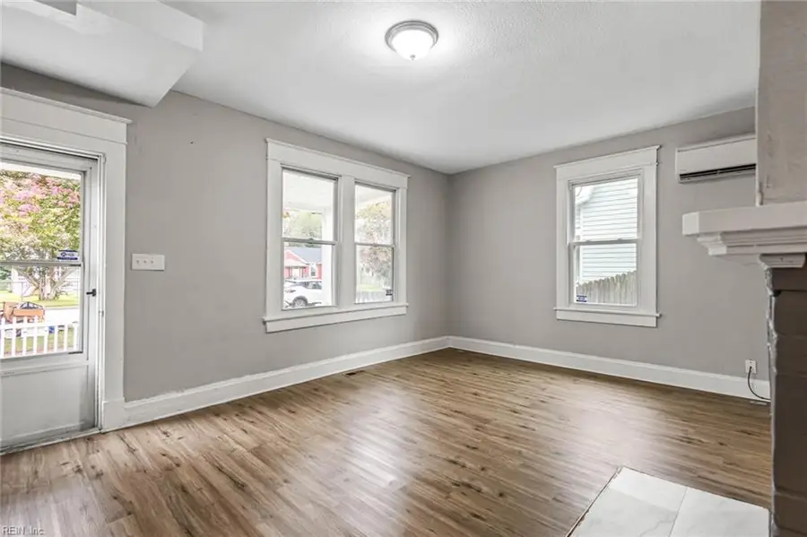 123 Rogers Avenue, Norfolk, VA 23505 - Image #3