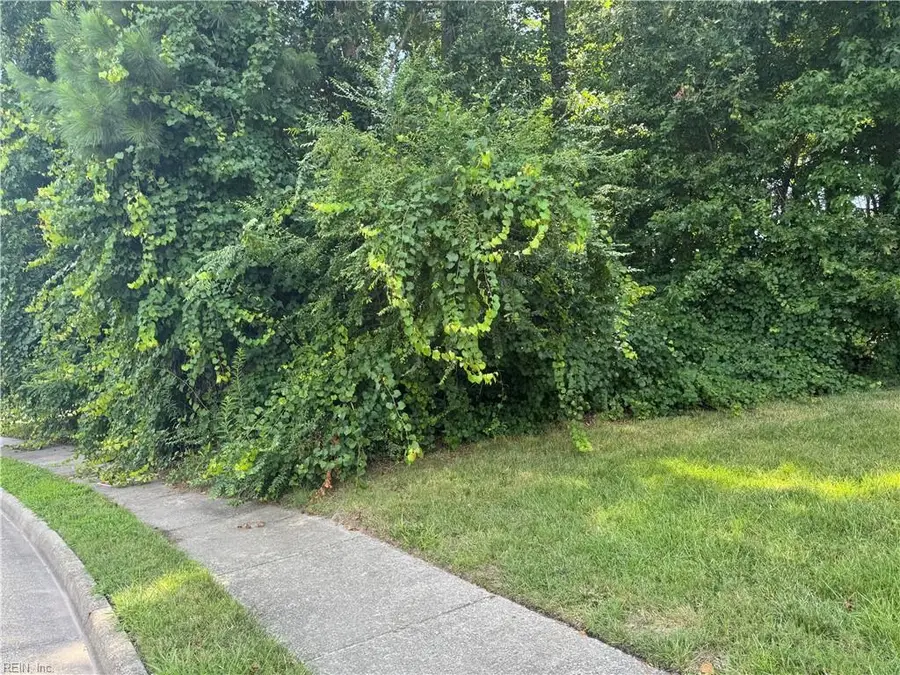 39 Edenbrook Drive, Hampton, VA 23666 - Image #2