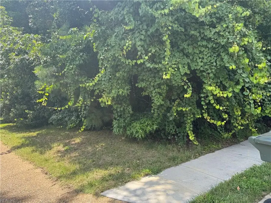 39 Edenbrook Drive, Hampton, VA 23666 - Image #3