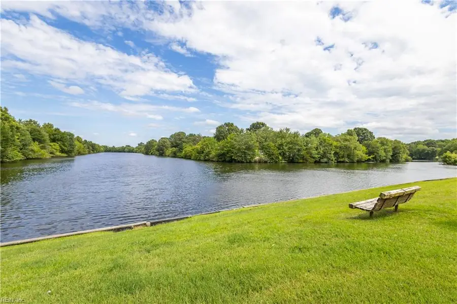 1009 Saint Andrews Way #B, Chesapeake, VA 23320 - Image #3