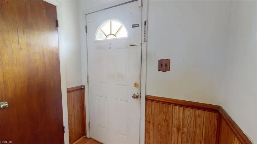 5106 Hazelwood Road, Hampton, VA 23605 - Image #2