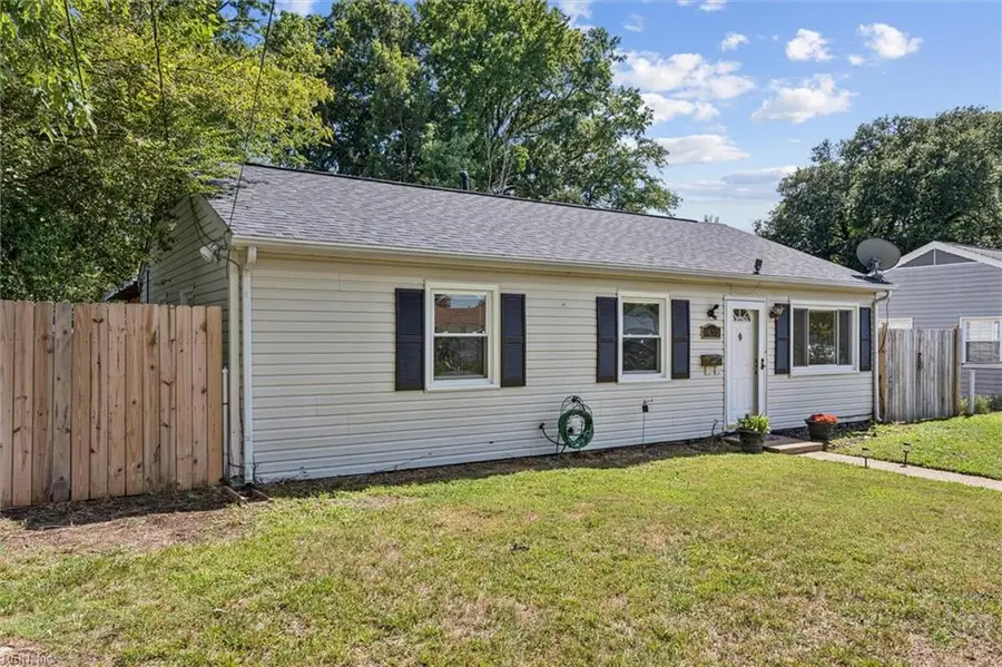 1852 Kensington Drive, Hampton, VA 23663 - Image #3