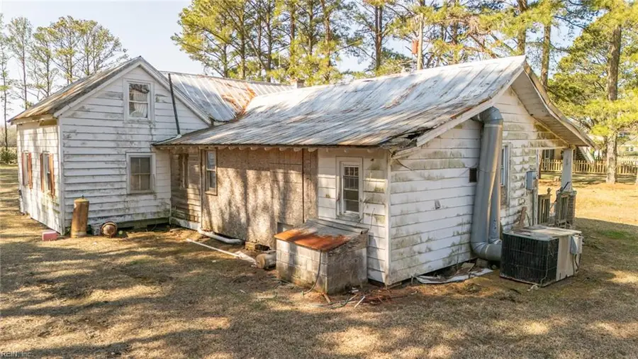 1376 Shipps Cabin Road, Virginia Beach, VA 23457 - Image #3