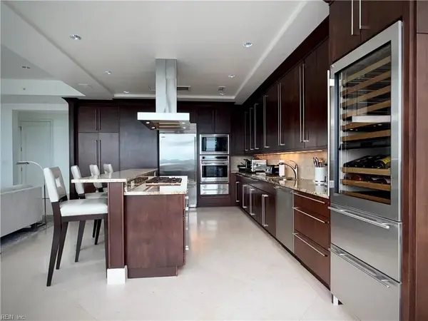 4545 Commerce Street #3602, Virginia Beach, VA 23462