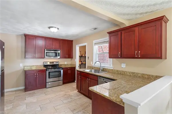 2811 Mapleton Avenue, Norfolk, VA 23504