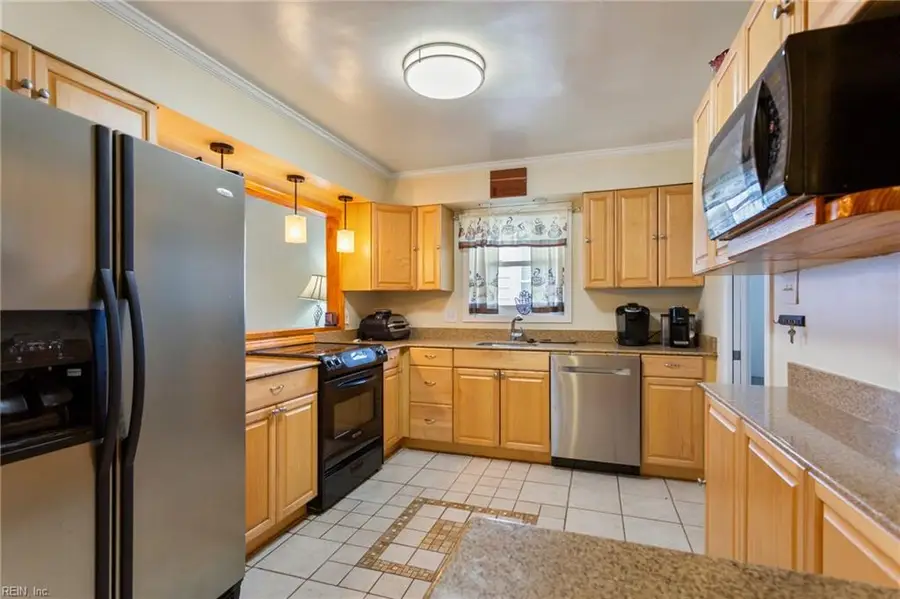 963 Woodrow Avenue #A, Norfolk, VA 23517 - Image #3