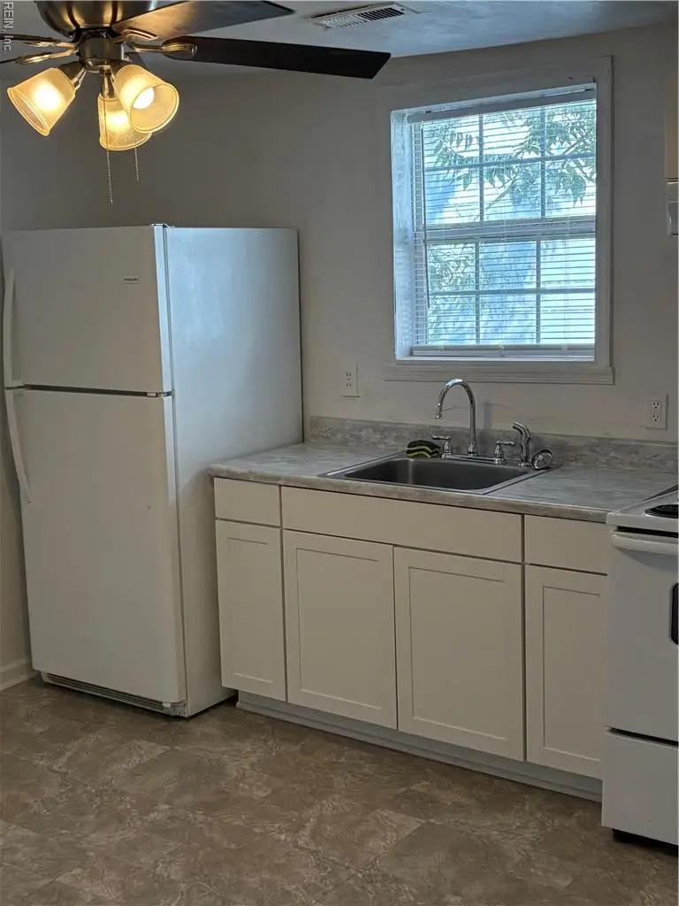 407 Hall Street, Franklin, VA 23851 - Image #3