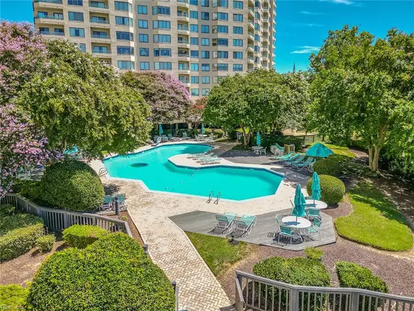 7505 River Road #1E, Newport News, VA 23607