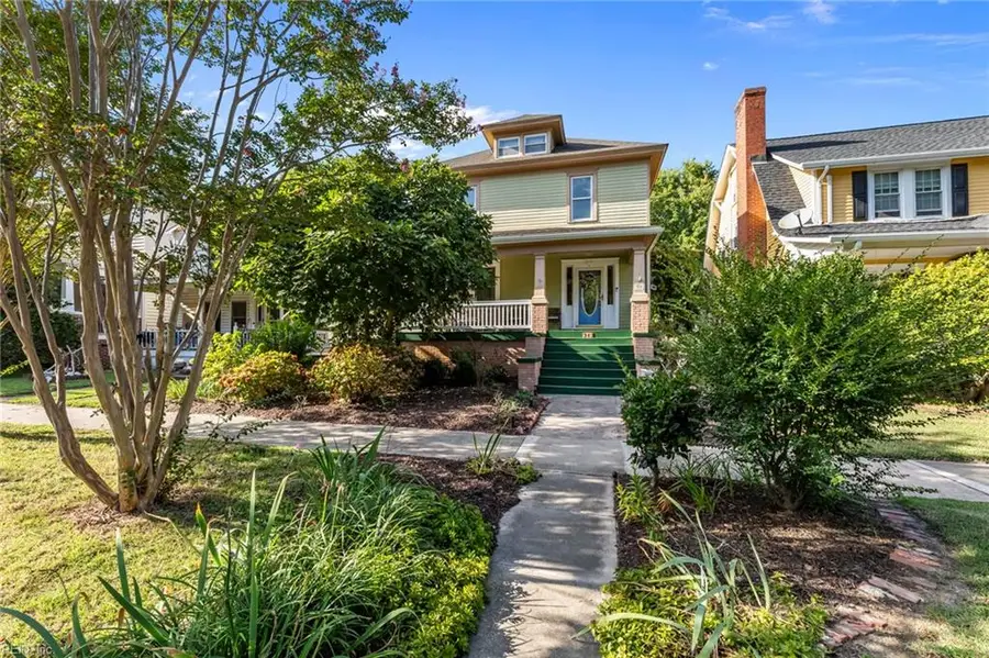 213 Monroe Avenue, Cape Charles, VA 23310 - Image #2