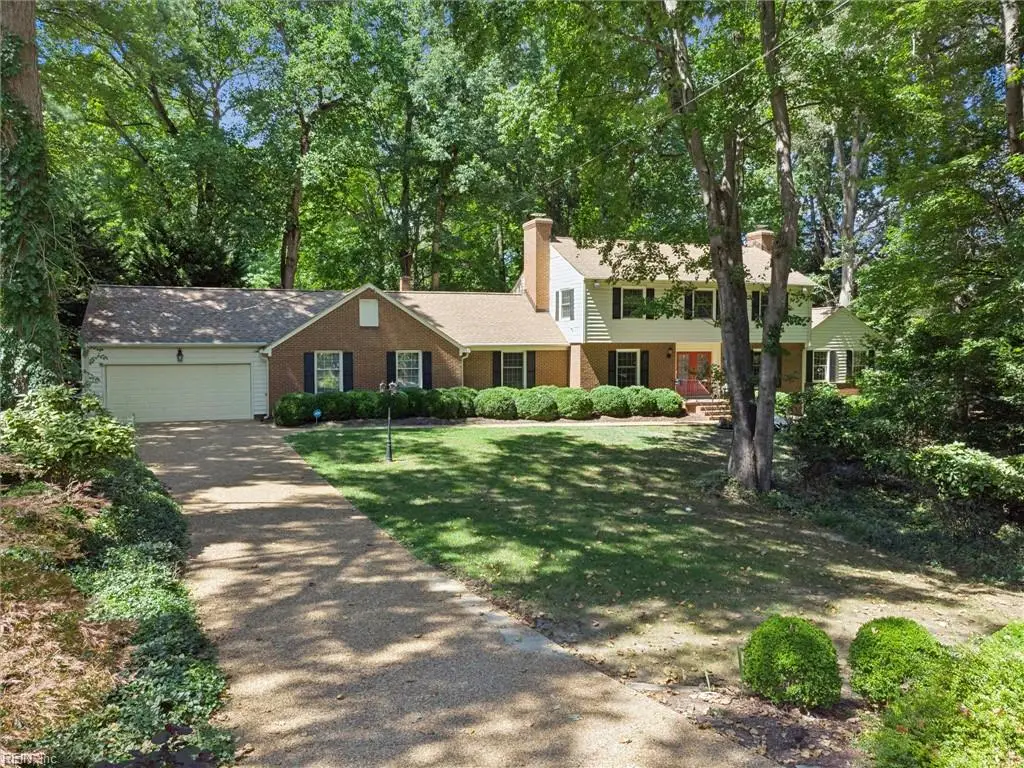 7 Woodlake Circle, Newport News, VA 23606 - Image #1