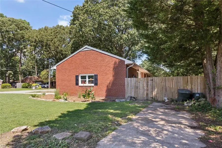 10 Bird Lane, Newport News, VA 23601 - Image #3