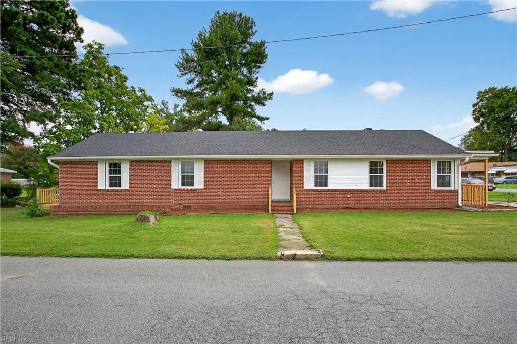 200 Maple Street, Suffolk, VA 23434 - Image #1