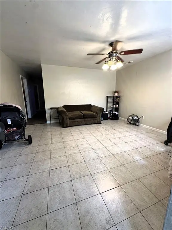 3866 Augustine Circle, Portsmouth, VA 23703 - Image #2