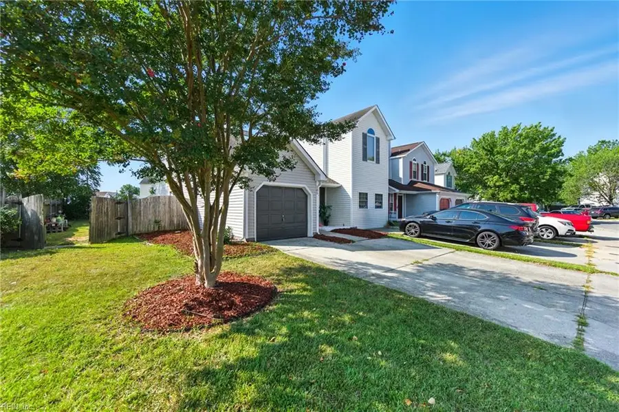 285 Wexford Drive W, Suffolk, VA 23434 - Image #2