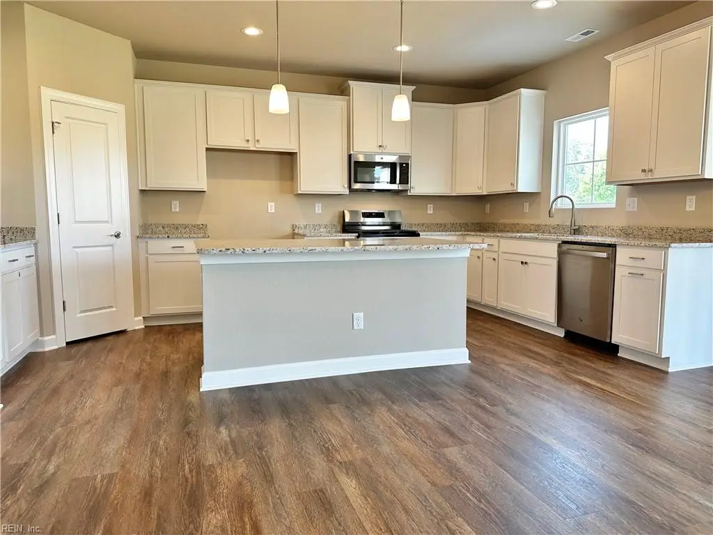 286 Mccormick Drive, Suffolk, VA 23434 - #1