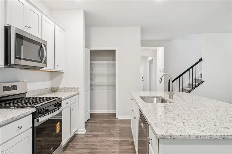 7784 Patriots Way E, Gloucester, VA 23061 - Image #2