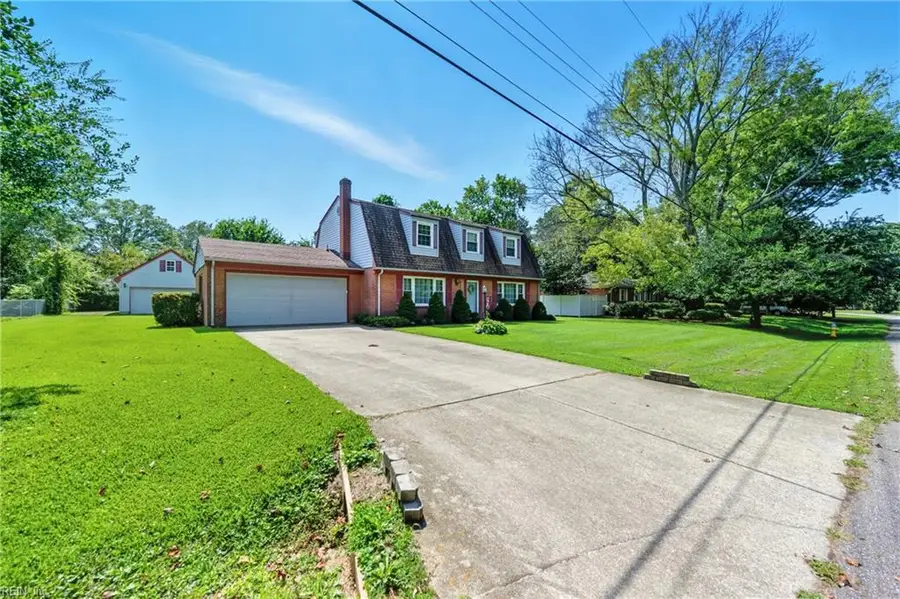 2337 N Wolfsnare Drive, Virginia Beach, VA 23454 - Image #2