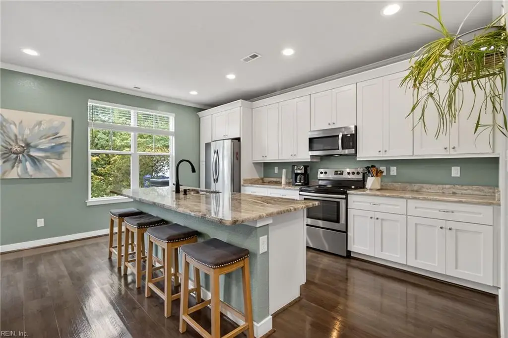 341 Sikeston Lane, Chesapeake, VA 23322 - #1