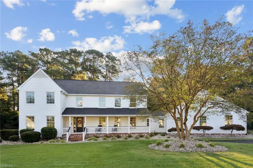 109 Kings Grant Drive, Yorktown, VA 23692 - Image #1