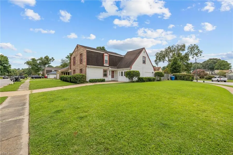 1284 Hillock Crossing, Virginia Beach, VA 23455 - Image #2