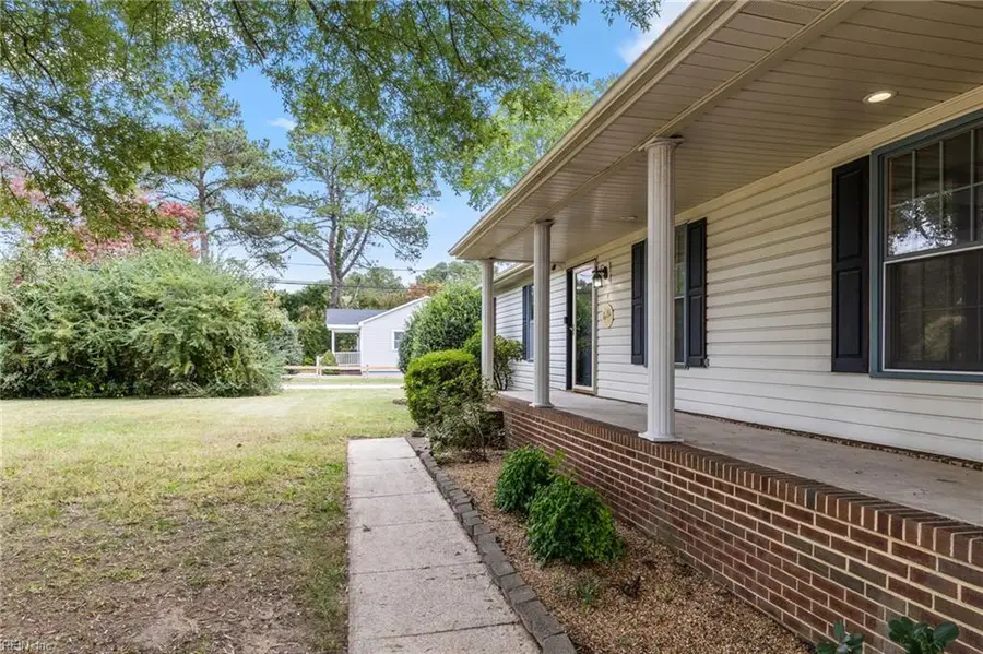 911 Mount Pleasant Road, Chesapeake, VA 23322 - Image #3