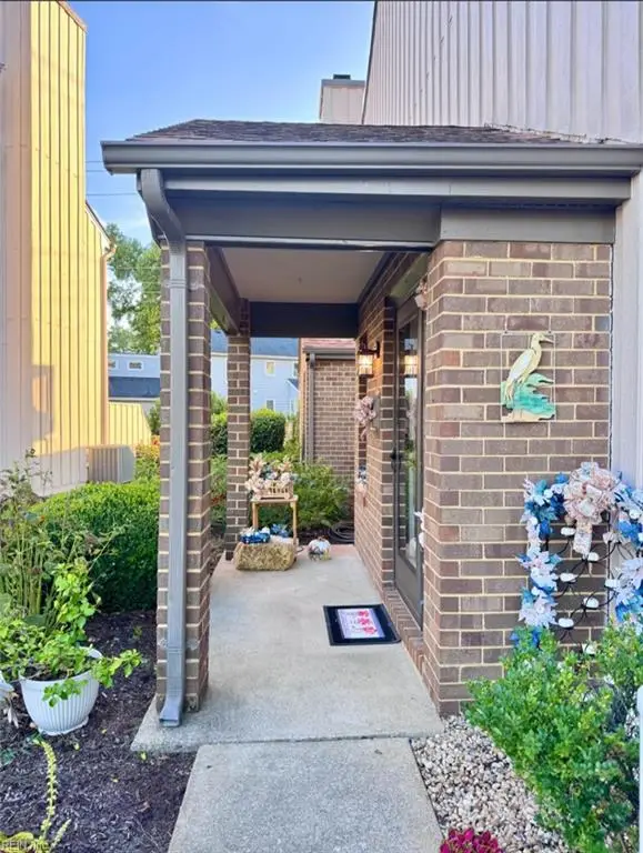 14 Sandie Point Lane, Portsmouth, VA 23701 - Image #2