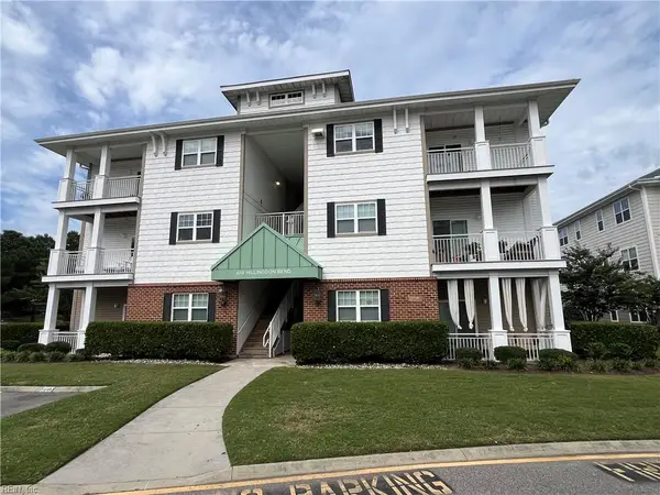 4316 Hillingdon Bend #302, Chesapeake, VA 23321