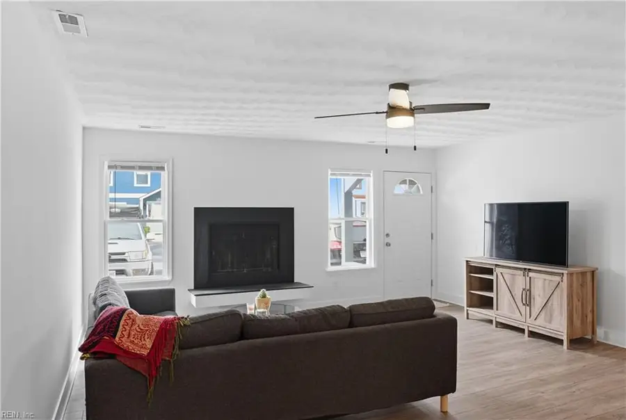 2110 Point Hollow Court, Virginia Beach, VA 23455 - Image #3