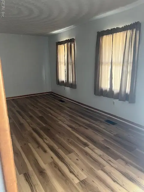 504 Campbell Avenue, Franklin, VA 23851 - Image #3